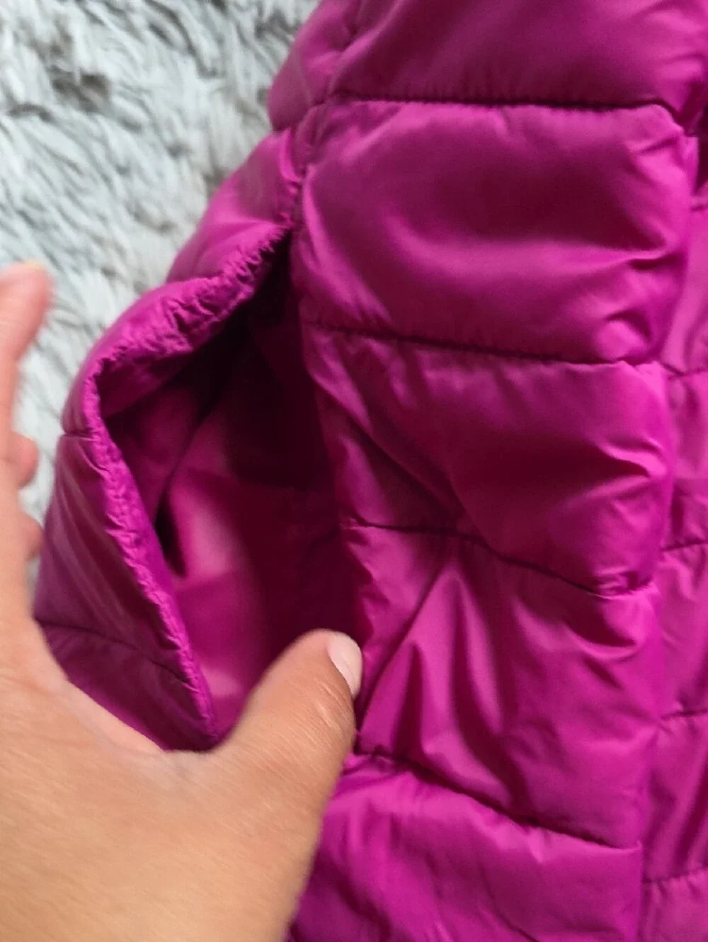 Amazon Essentials Girls' Quilted Puffer Jacket - Bright Pink